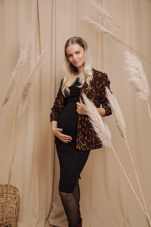 The Little Black Maternity Dress (incl tof luiertasje) from Swan and The People