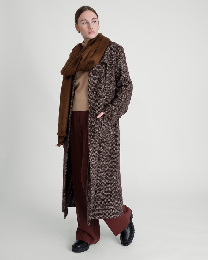 Alpaca Loca Sjaal Chocolate Brown from The Blind Spot