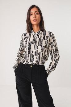 Blouse Asune Small Brush via The Blind Spot