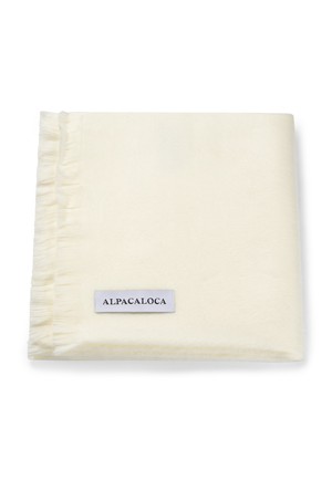 Alpaca Loca Sjaal Ivory White from The Blind Spot