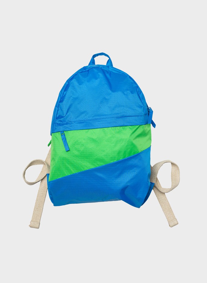 Susan Bijl | The New Foldable Backpack Wave & Greenscreen Medium from The Blind Spot