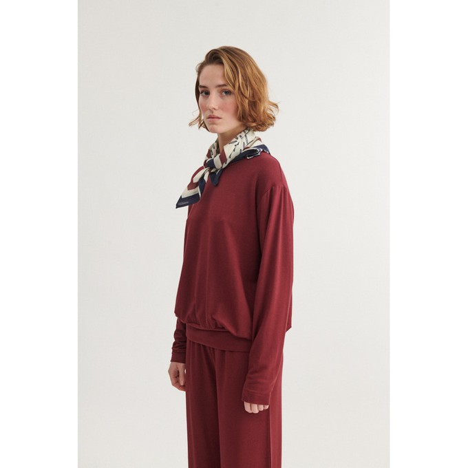 Sweater Sadie Blouse Bordeaux Truffle from The Blind Spot