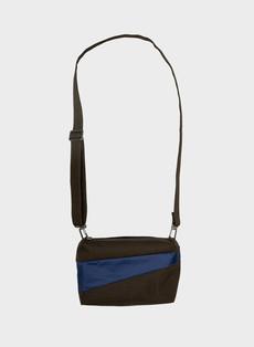 Susan Bijl | The New Bum Bag Dark Mud & Navy Small via The Blind Spot