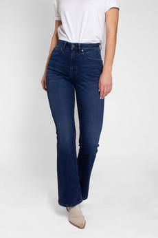 Kuyichi | Lisette Flare Dark Indigo van The Blind Spot