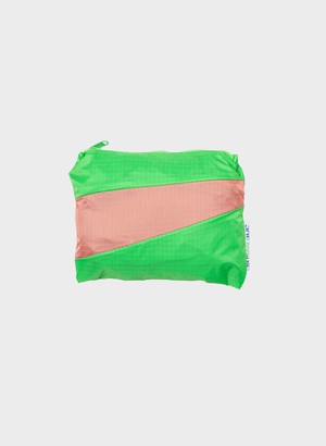 Susan Bijl | The New Foldable Backpack Greenscreen & Coral Large from The Blind Spot