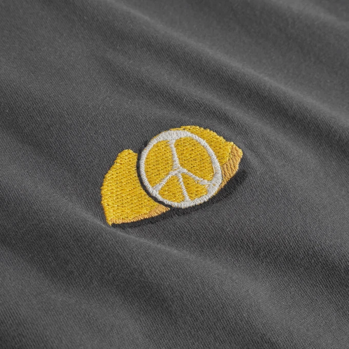 T-Shirt Stockholm Lemon Peace Charcoal from The Blind Spot