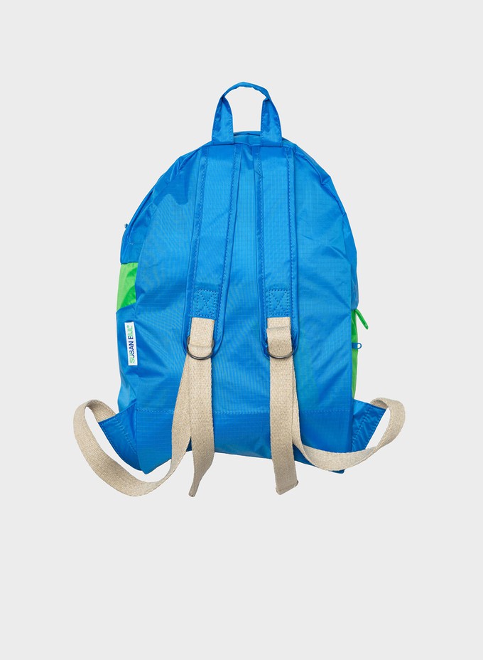 Susan Bijl | The New Foldable Backpack Wave & Greenscreen Medium from The Blind Spot