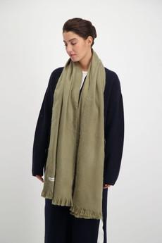 Alpaca Loca Sjaal Cigar Brown via The Blind Spot