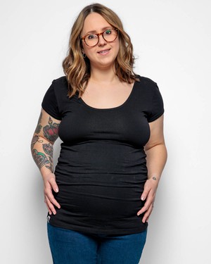 Maternity Tshirt Top in Black Organic Cotton from The Bshirt