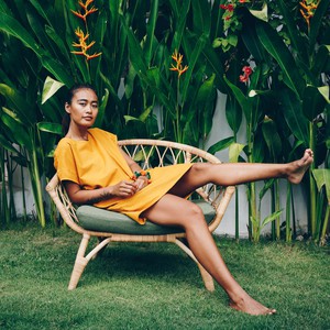 Jurk - gerecycled katoen - turmeric from The Driftwood Tales