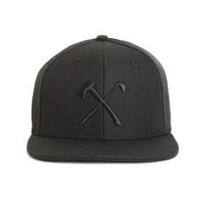 Cap - Black Club&Axe van The Driftwood Tales