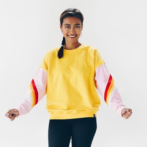 Sweatshirt - loose fit - gemaakt van biologisch katoen - geel + regenboog from The Driftwood Tales