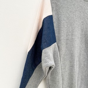 Sweatshirt - AMY - RE-DENIM - gemaakt van 4 verschillende gerecyclede stoffen - lichtroze, denim, grijs from The Driftwood Tales