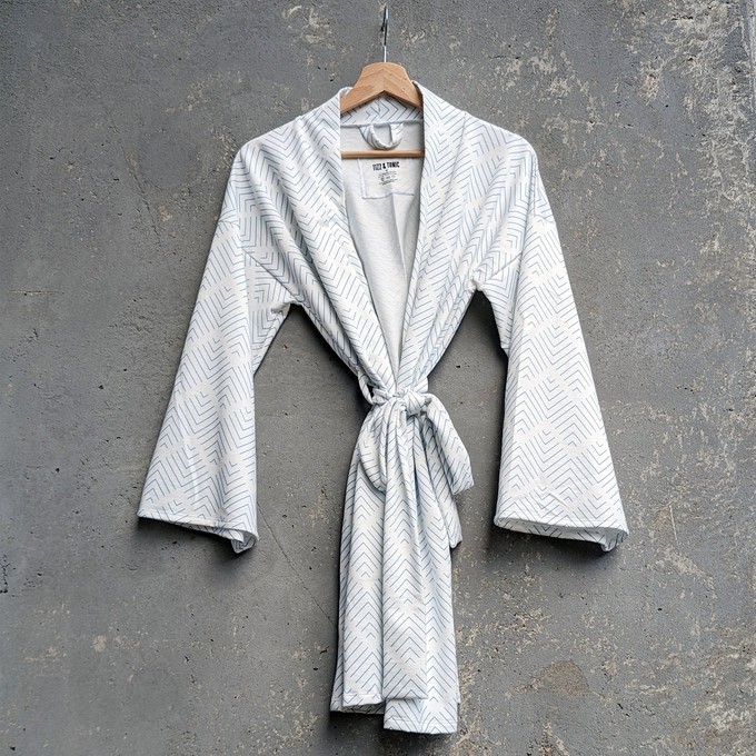 Santorini Organic Cotton Lazy Livin' Robe from TIZZ & TONIC