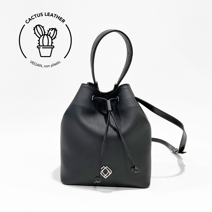 BUCKETBAG - Cactusleer - Zwart from Trashious