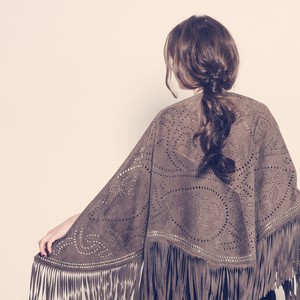 ekka SHAWL with studs - taupe from Treasures-Design