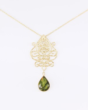 bess necklace from TRUVAI jewellery