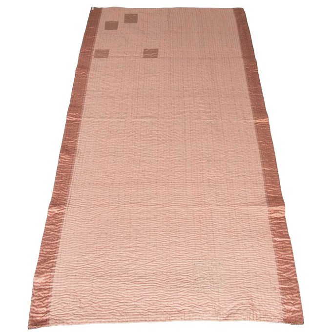 Kantha deken van zijden sari’s | una from Tulsi Crafts