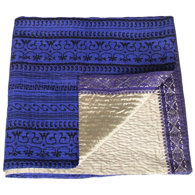 Kantha deken van zijden sari’s | raja from Tulsi Crafts