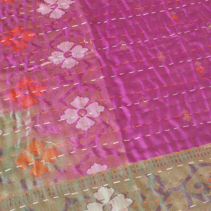 Kantha sjaal van zijden sari’s | takta from Tulsi Crafts