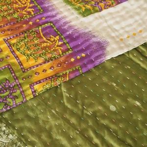 Kantha deken van zijden sari’s | roma from Tulsi Crafts