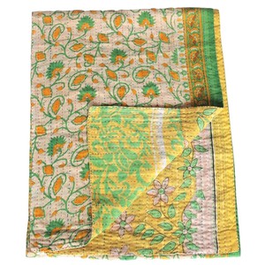 Kantha sjaal van katoenen sari’s | halade from Tulsi Crafts