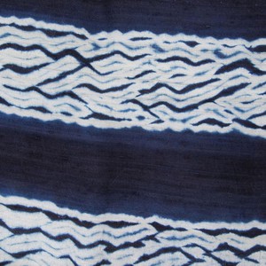 Indigo shibori sjaal zijde | stripe from Tulsi Crafts