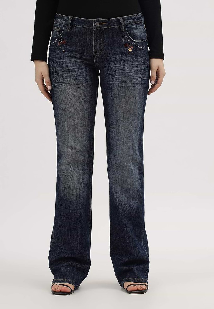 UnWaste-Versprechen | Dunkelindigofarbene, lange, weit geschnittene Jeans mit niedrigem Bund from Un Denim