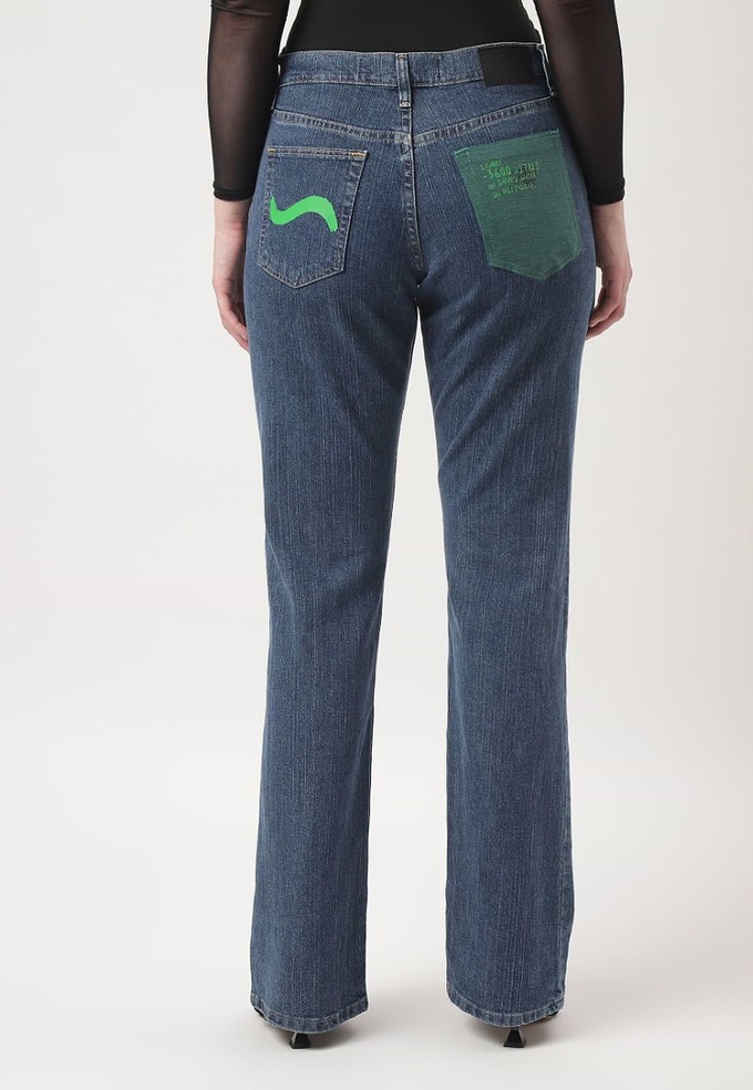UnWaste-Versprechen | Dunkle Indigo-Jeans mit hohem Bund und weitem Bein from Un Denim