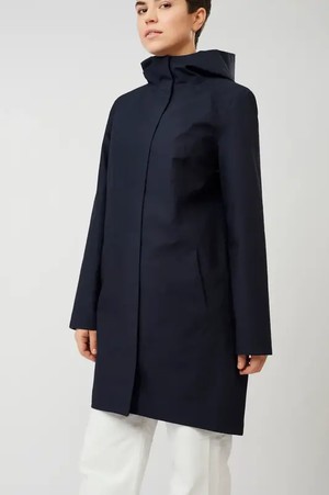 Langerchen Jas Risana Navy from UP TO DO GOOD