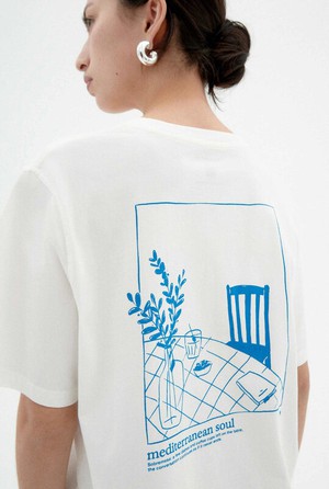 Thinking Mu Sobremesa Lucia TEE from UP TO DO GOOD