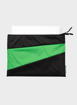 Susan Bijl The New Protectable Black & Greenscreen 13-inch from UP TO DO GOOD