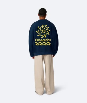 On Vacation Cruise Sweater Donkerblauw from UP TO DO GOOD