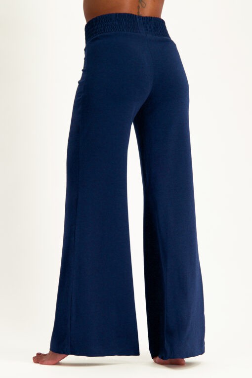 Flow-Hose – Midnight from Urban Goddess