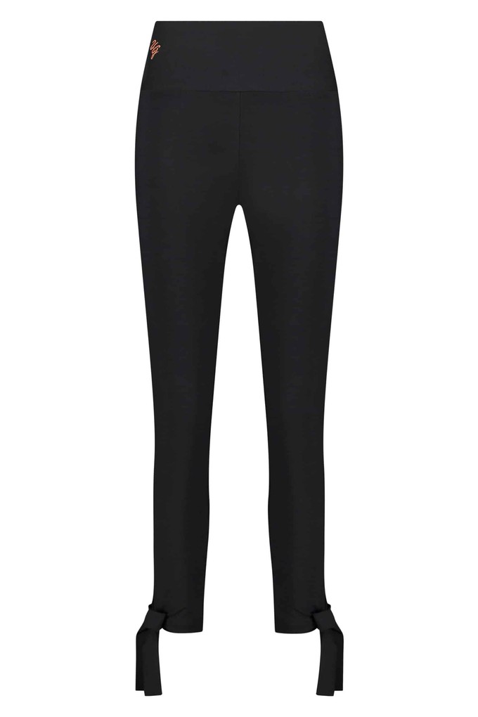 Svaha Yoga Broek  – Urban Black from Urban Goddess