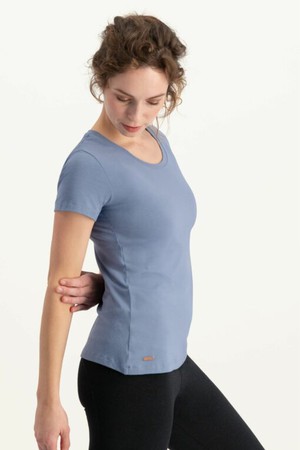 Luna Yoga Tee – Opal from Urban Goddess Luna Yoga Tee – Opal from Urban Goddess