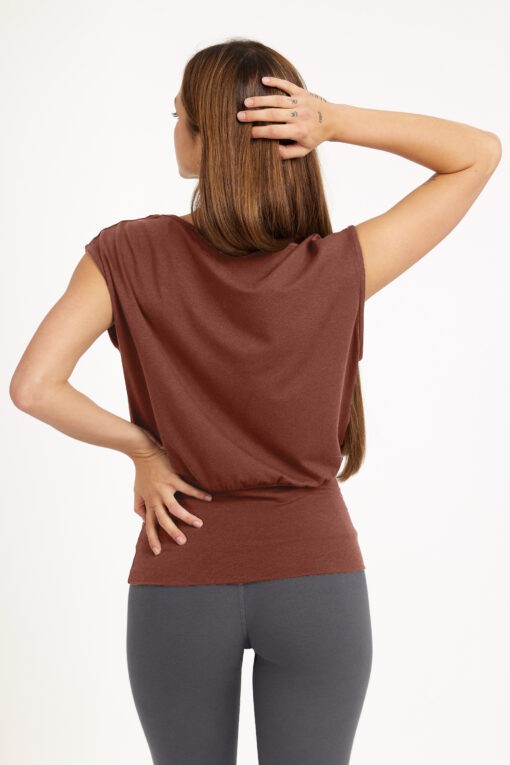 Mula Yoga Top – Mocca from Urban Goddess Mula Yoga Top – Mocca from Urban Goddess