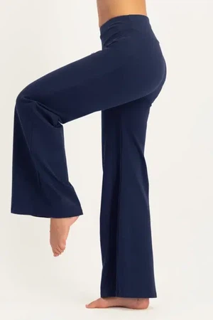 Maeve Weite Yogahose – Midnight from Urban Goddess