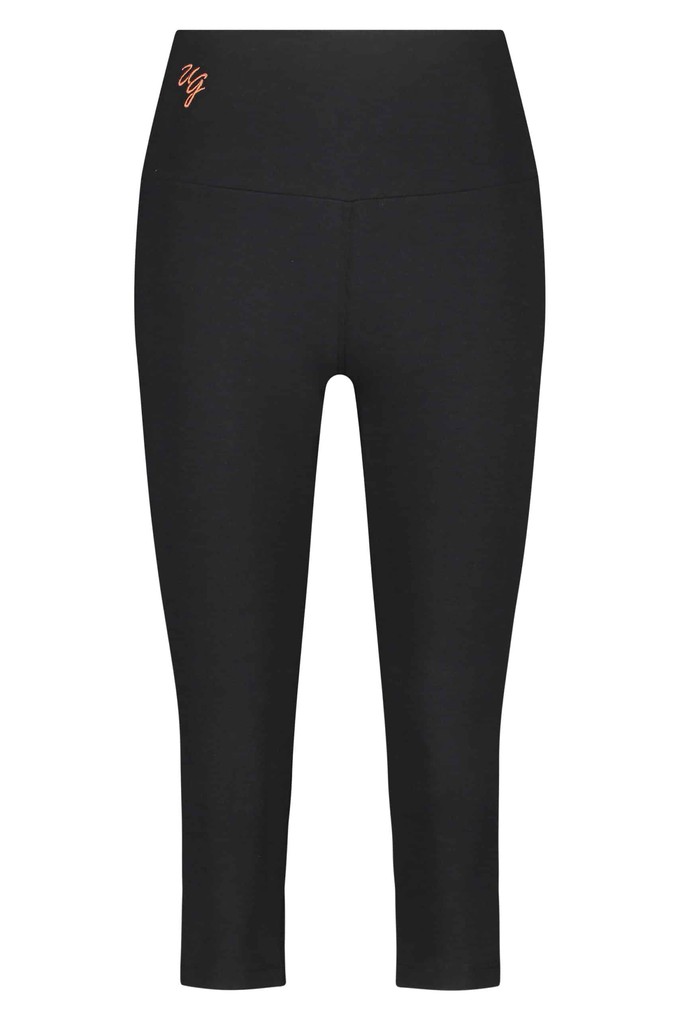 Satya Yoga Capri Leggings – Urban Black from Urban Goddess