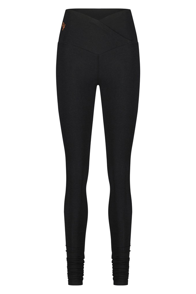 Sati Yoga Legging – Urban Black from Urban Goddess Sati Yoga Legging – Urban Black from Urban Goddess