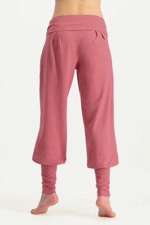 Dakini Yoga-Hose – Hibiscus from Urban Goddess