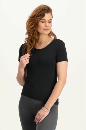 Luna Yoga Tee – Urban Black from Urban Goddess Luna Yoga Tee – Urban Black from Urban Goddess