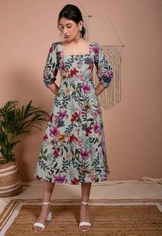 Floral Button-Down Midi Dress - Lush Green van Urbankissed