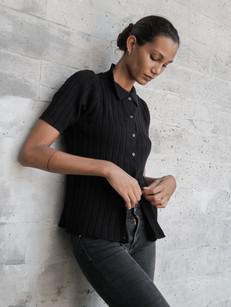 Gael Knit Shirt in Black van Urbankissed