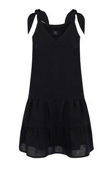 Linien Tied Black Dress via Urbankissed