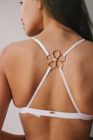 June Daisy Back Triangle from Urbankissed