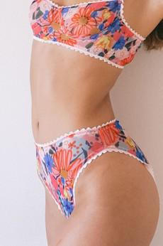 Brandy - High-Leg Brief van Urbankissed