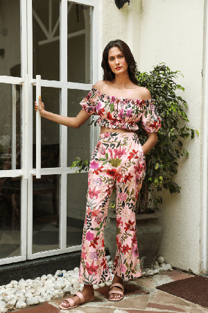 Floral Off-shoulder Set from Urbankissed