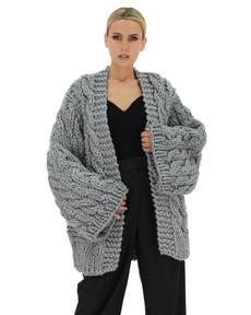 Cable Knit Cardigan - Grey van Urbankissed