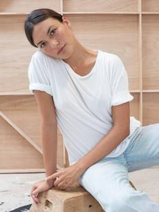 Short Sleeve Round Neck Tee van Urbankissed